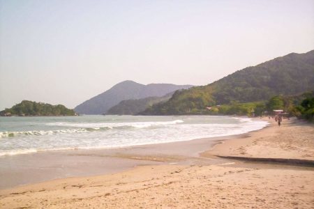 Desde São Paulo: tour a playas salvajes de isla Santo Amaro