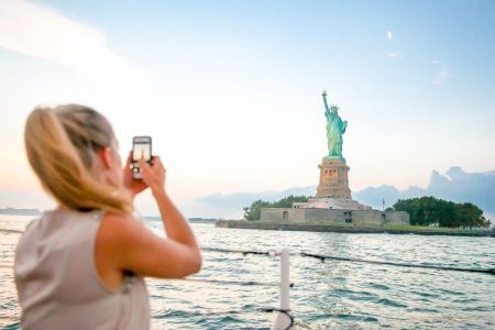 NYC: crucero de 1 h por Estatua de la Libertad e Isla Ellis